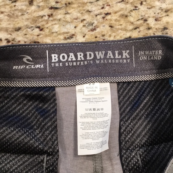 NWOT Rip Curl Mirage Boardwalk Shorts - Picture 3 of 6